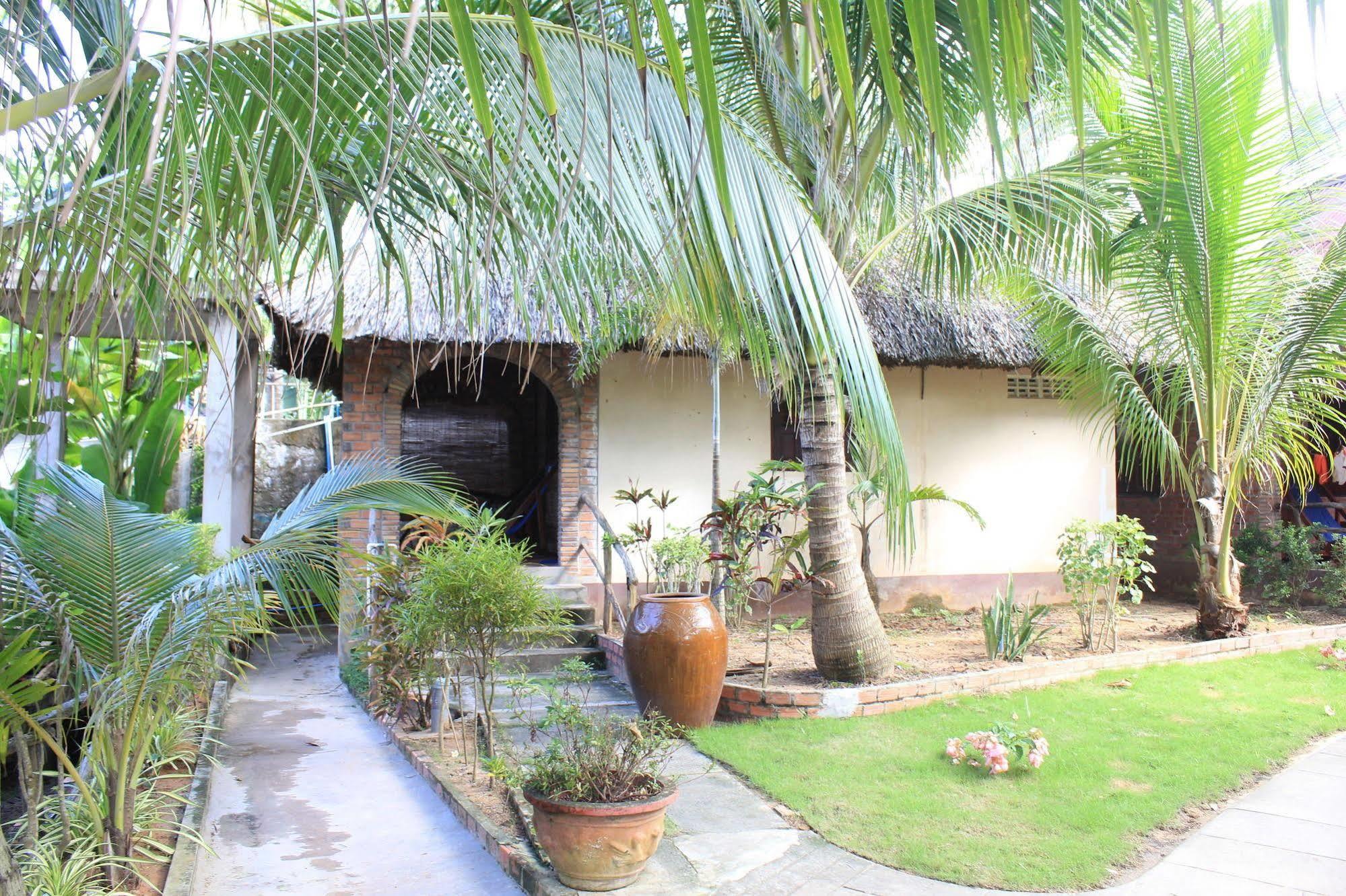 Lien Hiep Thanh Homestay & Beach Bar Phú Quốc Exterior photo